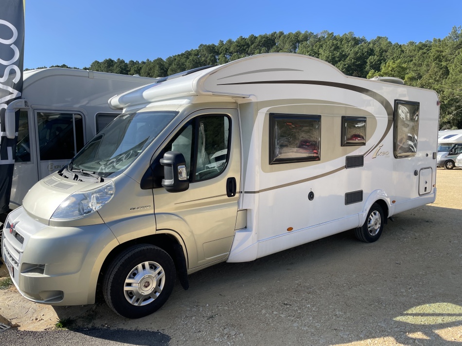 camping car BURSTNER IXEO TIME IT 720 modèle 2011